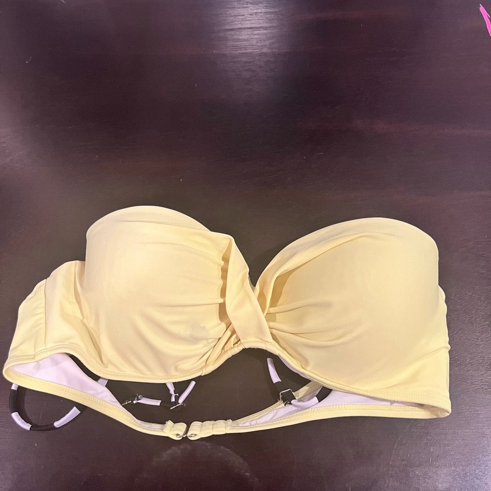 Neon green bikini top, With black and white straps